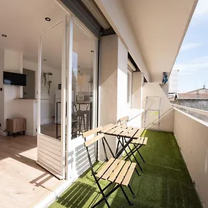 Appartement Studio Moderne Refait à Neuf Avec Balcon, Valence (Drome)