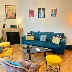 Signature Art Deco Apartment